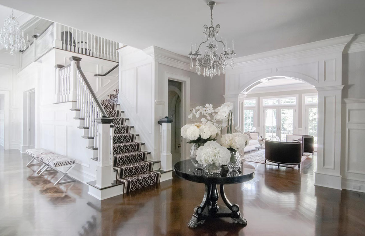 Grand Traditional White Foyer Interior Design