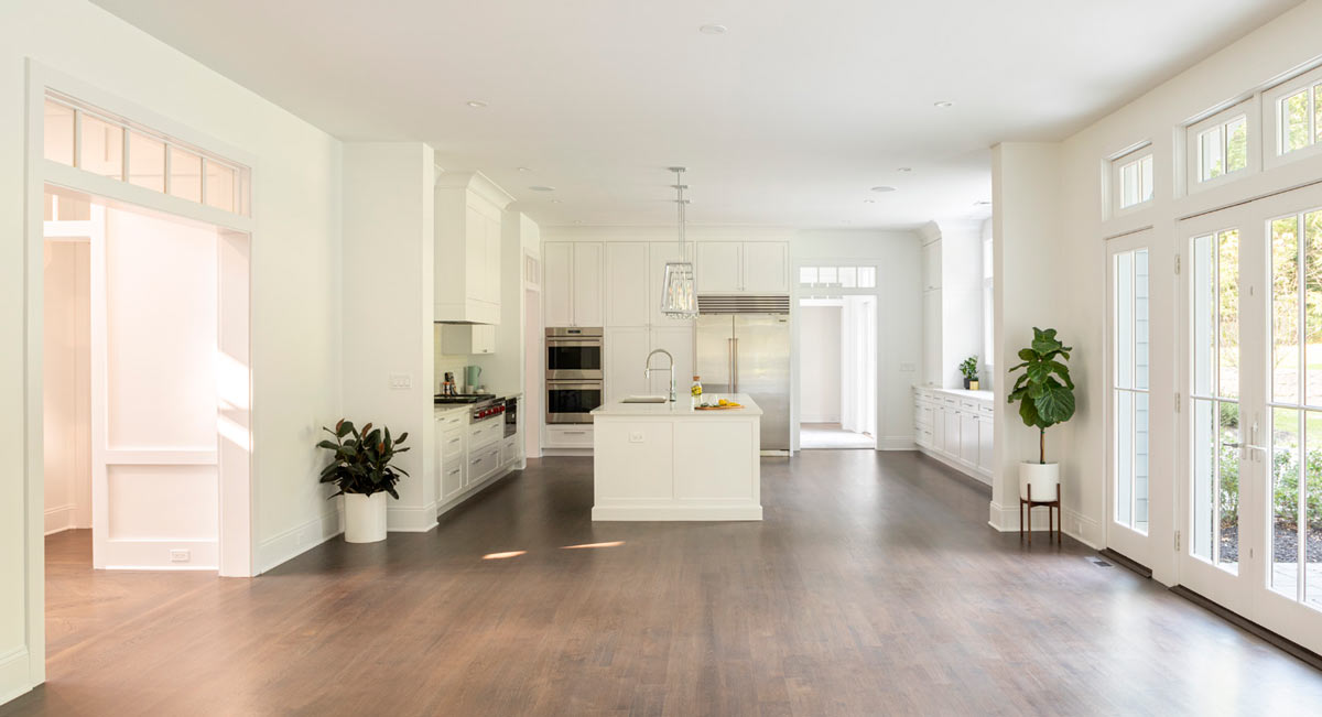 Custom Kitchen and Dining Interiors in New Long Island Home